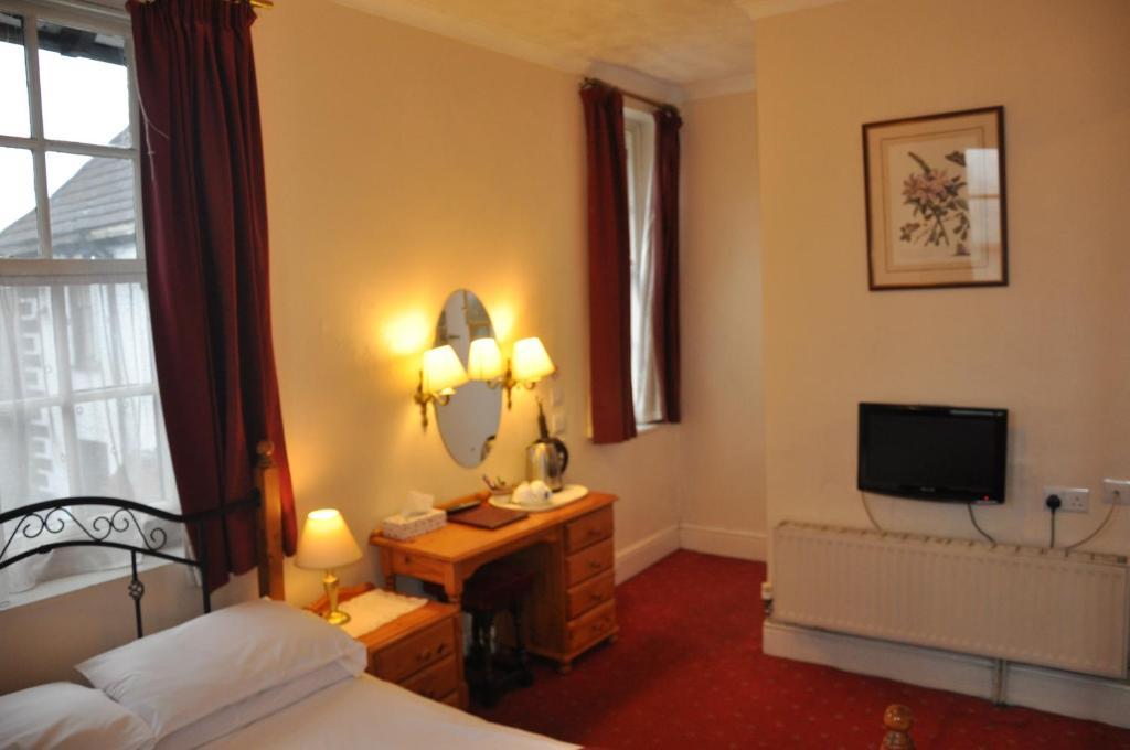 Hotel The Roundabout 4*